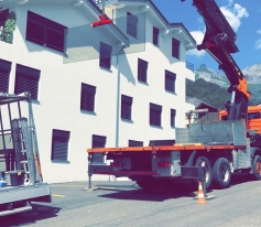 Pose d'un coupe-vent à Chamoson 